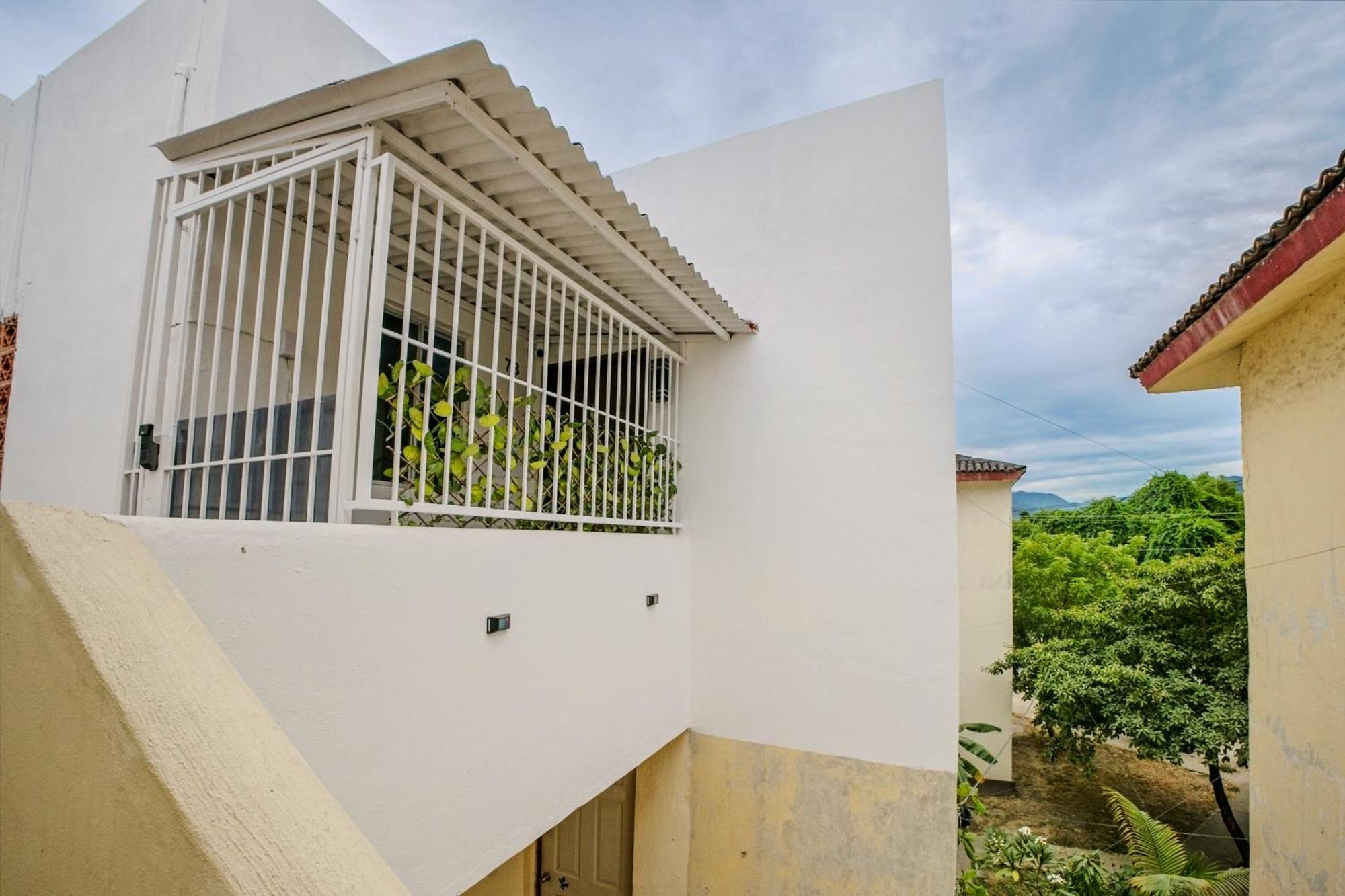 Casa Shiloh-depto 3 Hab Cerca Aero Y Camionera Apartamento